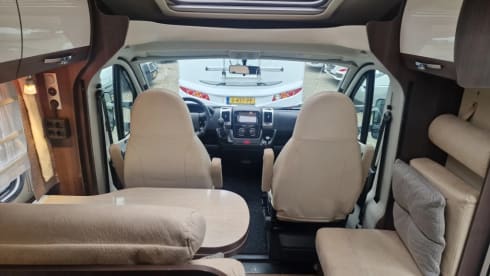 C38 – 3p Bürstner semi-integrato dal 2014