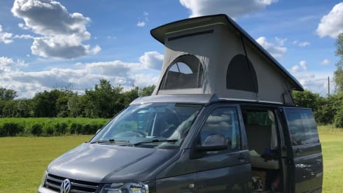 Bubba – 4 berth Volkswagen campervan from 2011