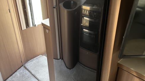 The Tardis – 2 berth Coachbuilt motorhome - Pets Welcome