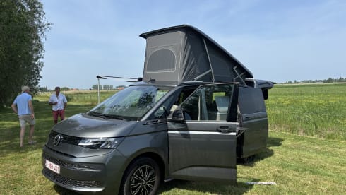 California T7  – 4p Volkswagen campervan uit 2025