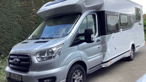 4p Benimar semi-integrated uit 2024