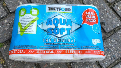 Very neat, luxurious and complete Chausson Allegro 68 with 4 sleeping places.