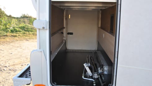 Superbrig – Rimor Camper Attic 6 seats