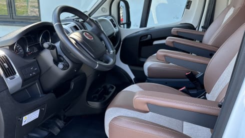 5 Person Super de Luxe All Inclusive Bürstner Ixeo 26-03-2021