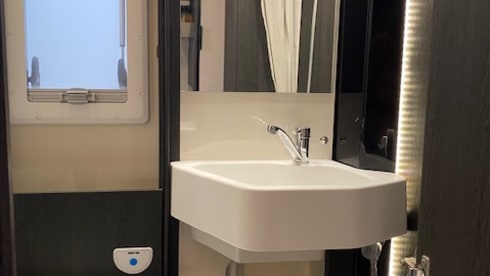 4p Ford semi-integrated from 2023
