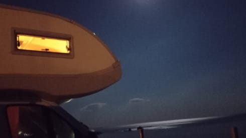 Ambrogio e Cristiana – Three children, a dog, desire for freedom