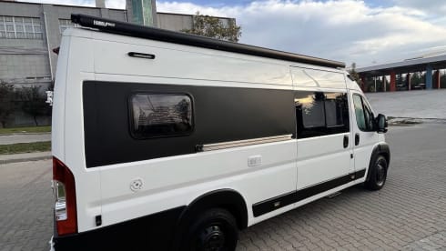 5 sterren camper :) – 4p Camper for real adventure enthusiasts