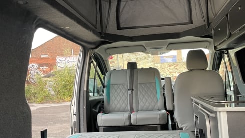 The Fun Bus – 4 berth Ford Transit campervan with Pop-Top