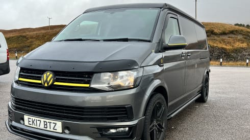 Doug – 4 berth LWB VW Transporter
