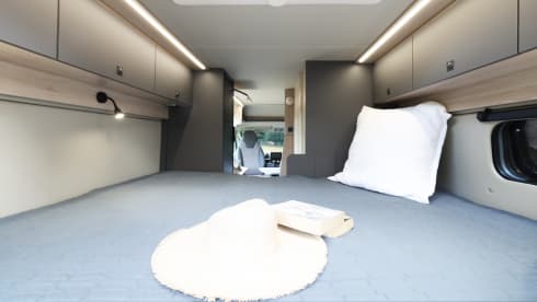 Vehicle 1 – Brand New 2026 Autotrail Expedition 68XL Campervan