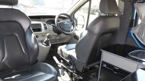 Renee – 2 berth Renault campervan from 2009