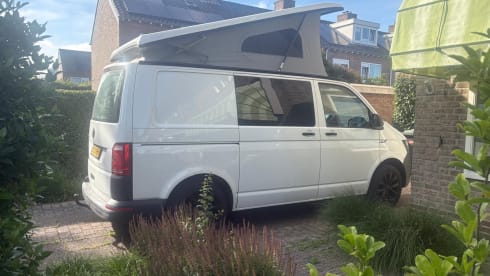 Off-grid & Buitenkeuken genieten., met deze luxe VW-T6