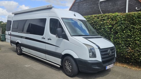 Ziggy – 3-seater Volkswagen bus from 2009