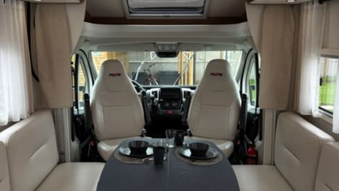 PILOTE - 2 P - >7m - lots of space