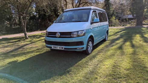 Georgie – Georgie- Our lovely 4 berth Volkswagen campervan
