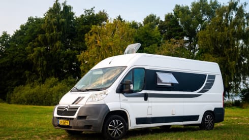 2p Citroën Bus von 2008