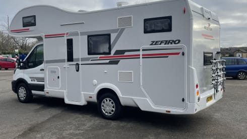 Sevenoaks 2022 Roller team 675 6 berth – 6 berth Roller Team Overcab from 2022