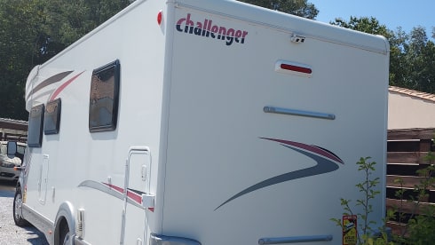 2D85 – CHALLENGER 58 .ZENTRALBETT .