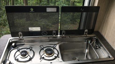 Ivan – Ivan – Luxury Campervan | Fixed Bed, Ensuite Shower & WC