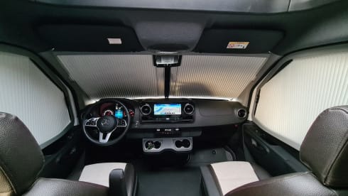 4p Knaus semi-integrated from 2022