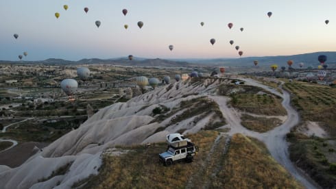 Great adventures with the family, tough Landrover Defender with roof tent