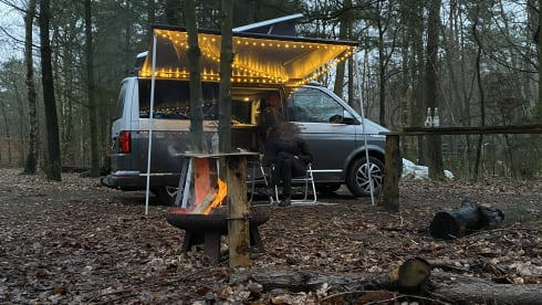 The Smiling Van – Camper Volkswagen per 4 persone, modello 2023