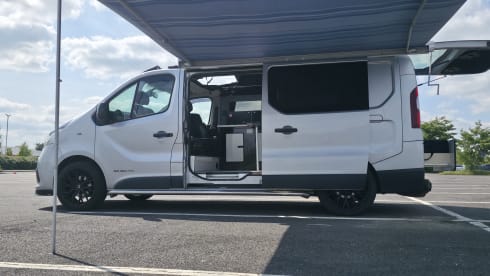 4 berth Renault campervan from 2015