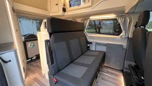 Butzbach – Ford Nugget high roof