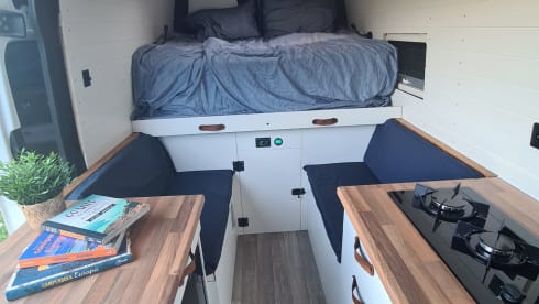 Olaf – Neat conversion Volkswagen Crafter L2H2
