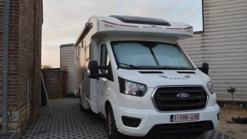 eagle – 4p Ford semi-integrated from 2021 170HP 3500kg max weight L 7.49 m