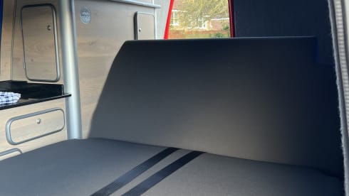 Dolly Daze – 2 berth Volkswagen campervan from 2021