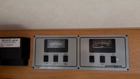 6p Hymer integrated uit 2001