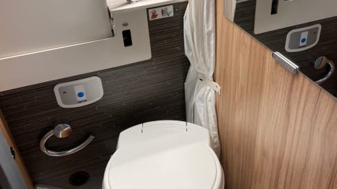 4p Hymer bus from 2021