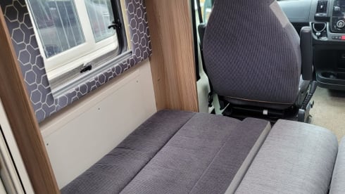 Colette – 4 berth Swift 664 escape from 2018