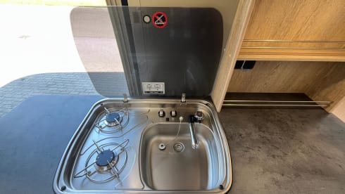Possl Vario 2 win  – New Pössl camper automatic luxury 2 to 4 persons