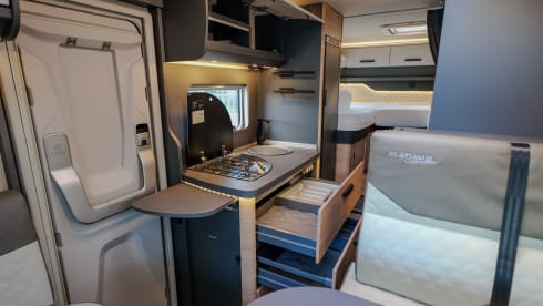 3-seater Knaus semi-integrated from 2026
