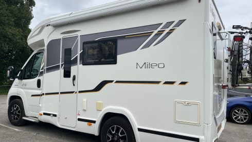 Beni – 3 berth Benimar semi-integrated from 2017