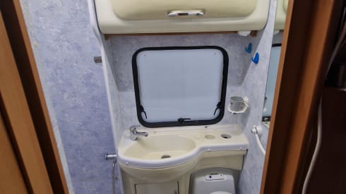 GianCarlo – Campervan rental for 6 people