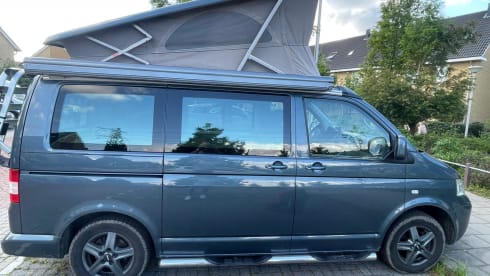 4p Volkswagen campervan from 2004