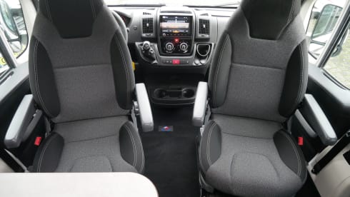 2p Carado bus from 2020