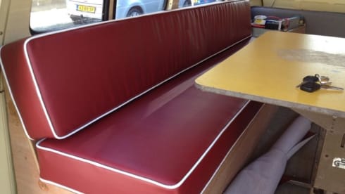 Domestic Dean – 2p Ford campervan from 1979