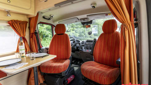 Safari kampeerbus – Red Sien, to fall in love with