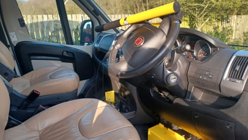 Liz – 4 berth Burstner Motorhome with Gasflow system and solar panels