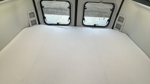 Duchess – Brand new campervan with TentTop