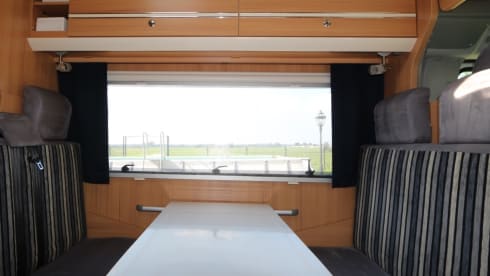 Nice complete family motorhome rental!