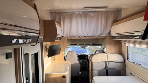 Big Bertha – 6 berth Roller Team 746 from 2025