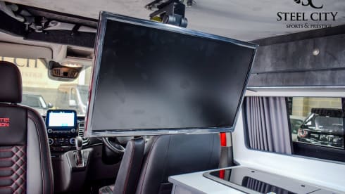 Maisie-Rose – 4 berth Ford campervan from 2019