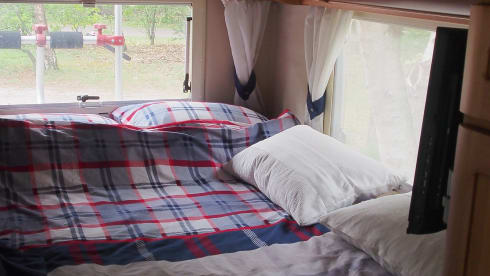 Camper voor uw perfecte vakantie – Ideal and complete camper for your perfect holiday