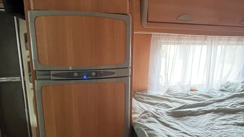 Nice 4p Fiat semi-integrated from 2011 with accessories and air conditioning