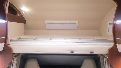 4p Rimor alcove from 2017